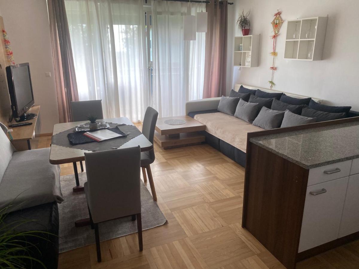 Herzogsdorf Wohnhaus City Sued מראה חיצוני תמונה