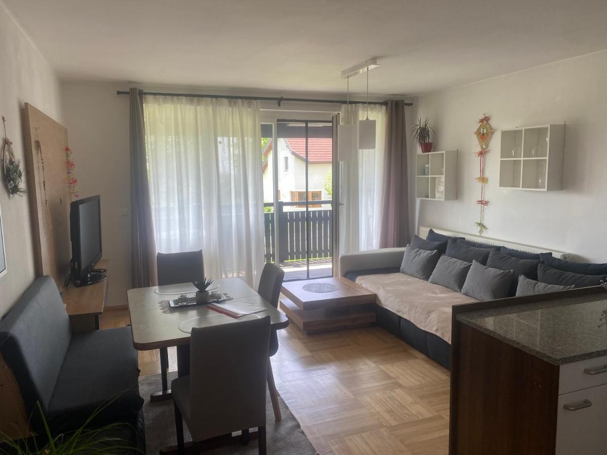 Herzogsdorf Wohnhaus City Sued מראה חיצוני תמונה